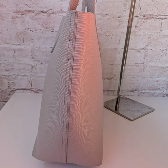 Cuyana Cream Tote Bag